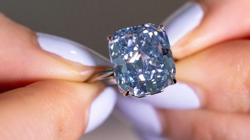 ‘Akdeniz Mavisi Elmas’ satışa çıkıyor! Değeri milyon dolarlar ediyor