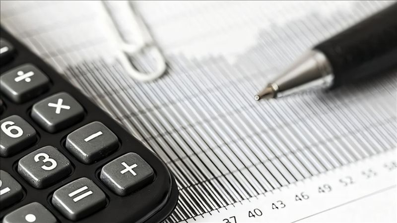 Ödemeler dengesinin 3,9 milyar dolar açık vermesi bekleniyor