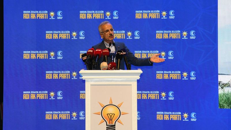 Abdulkadir Uraloğlu: Kara yolunda devam eden birçok projemiz var