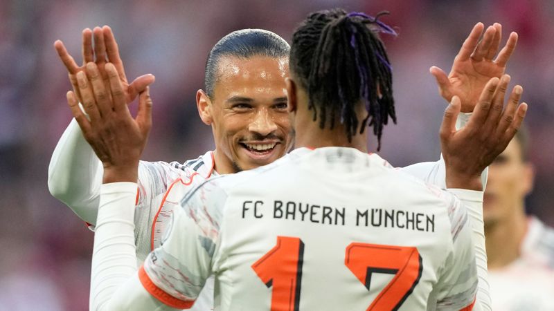 Bayern Münih, Mönchengladbach'ı iki golle yıktı