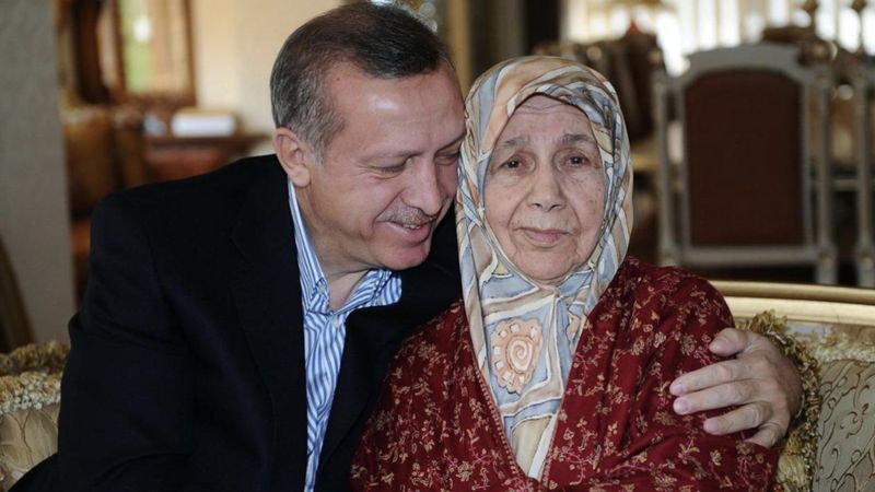 Cumhurbaşkanı Erdoğan'dan 'Anneler Günü' mesajı