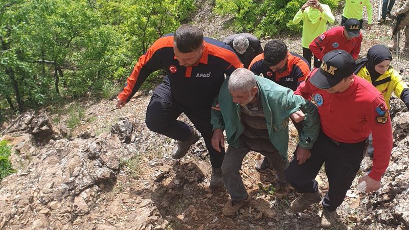Tunceli’de kaybolan yaşlı adam jandarma tarafından bulundu