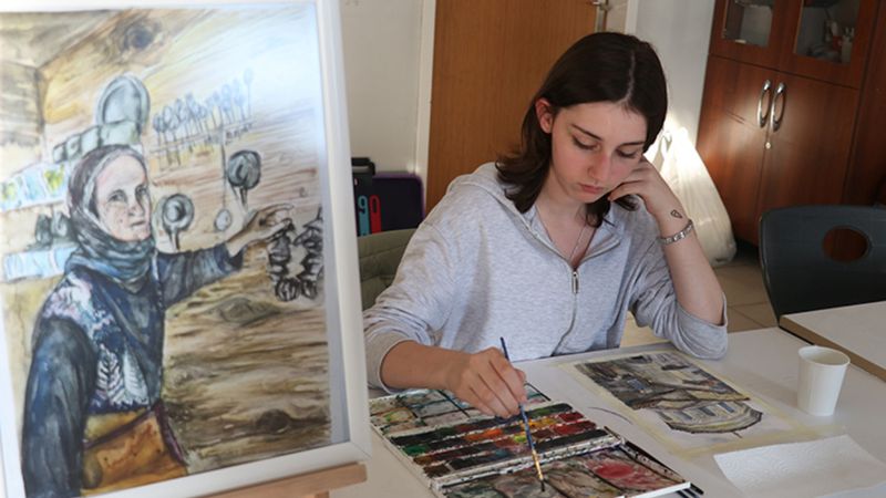 Betül’ün fırçası Trabzon'dan dünyaya uzandı