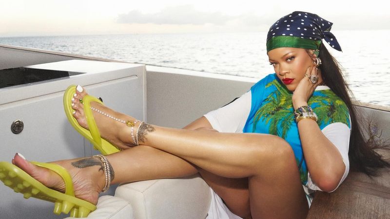 Üçüncü çocuğuna hamile! Rihanna'dan bakıcı sorusuna şaşırtan cevap