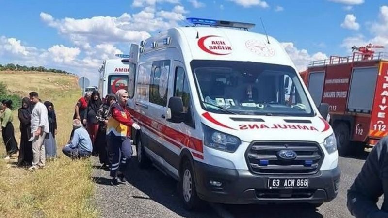 Şanlıurfa'da patpat şarampole devrildi:1 ölü 1 yaralı