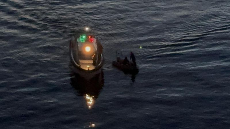 Kocaeli'de balık tutarken kayalıklardan denize düşen genç yaralandı