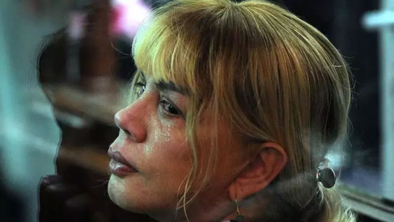 Sezen Aksu dostu Sırrı Süreyya Önder'i kaybettikten sonra saçlarını kesti