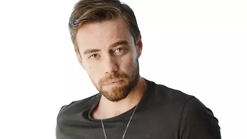 Şarkıcı Murat Dalkılıç 11. kez burun ameliyat oldu! Son halini gösterdi