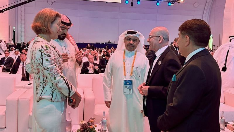 Katar Ekonomik Forumu, iş birliği ve yatırım beklentisiyle başladı