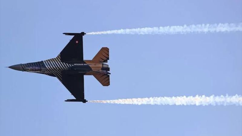 Giresun’da SOLOTÜRK gösterisi