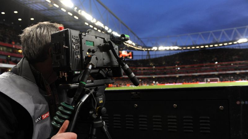 Futbolseverler ekran başına! Play-Off 2. tur rövanş maçı şifresiz yayınlanacak