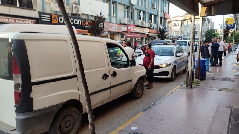 Edirne'de aracıyla ters yöne giren ehliyetsiz ve alkollü sürücüye 60 bin TL ceza