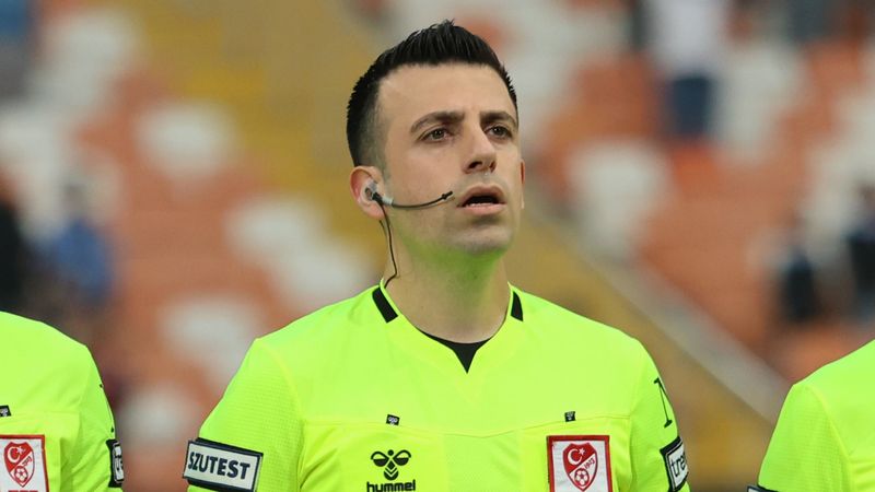 Göztepe - Galatasaray maçının VAR hakemi Ömer Faruk Turtay oldu