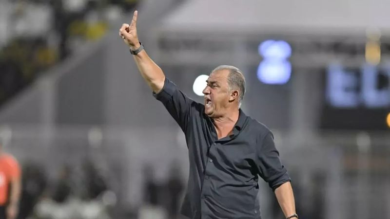 Fatih Terim sezona 3 puanla nokta koydu
