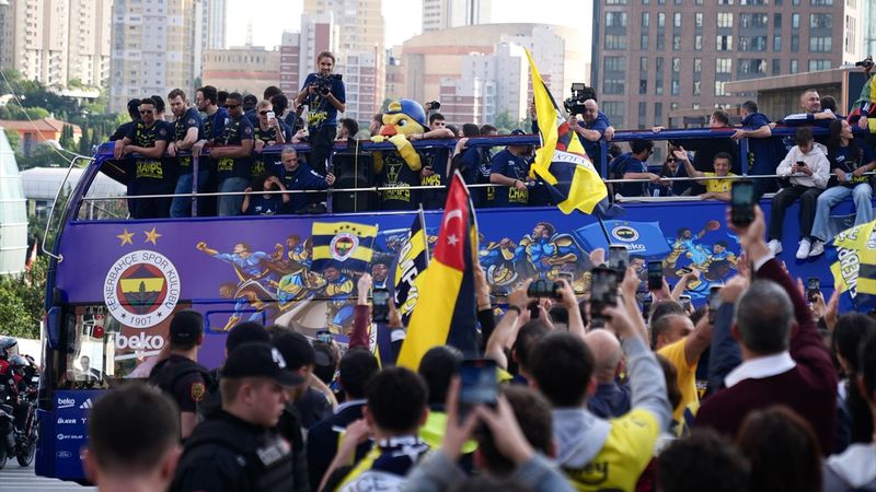 Fenerbahçe, EuroLeague kupasıyla Bağdat Caddesi'nde