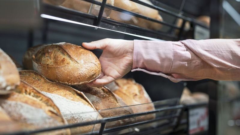 İade çağrısı yapıldı: Ekmekler raflardan kalkıyor!
