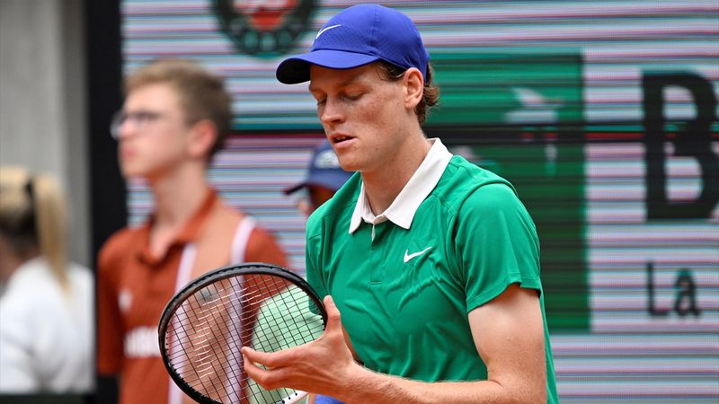 Fransa Açık'ta Jannik Sinner, zorlanmadan dördüncü tura yükseldi