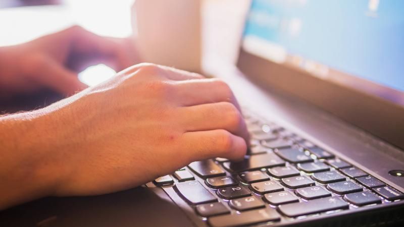 Aile Yılı'na özel yeni evlenenlere ücretsiz internet desteği