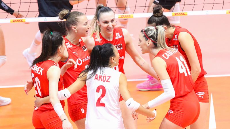 A Milli Kadın Voleybol Takımı, Çin'e gitti