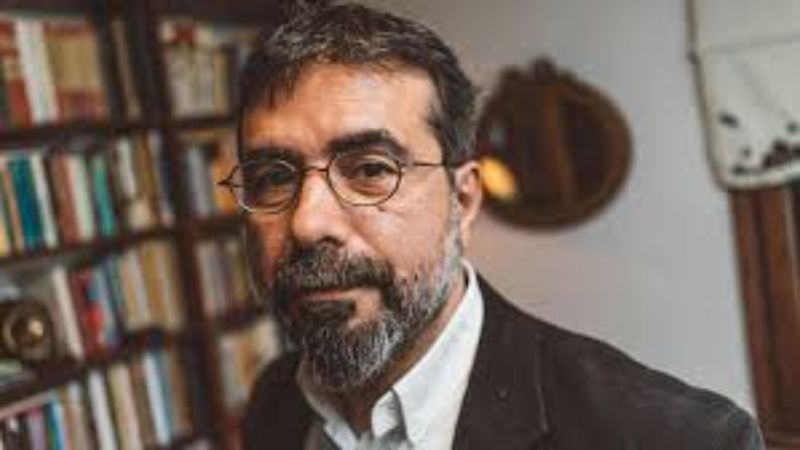 Dücane Cündioğlu: Tarhana çorbası içip, dürüm yiyenlerin felsefeyle işi olmaz sözlerine açıklık getirdi