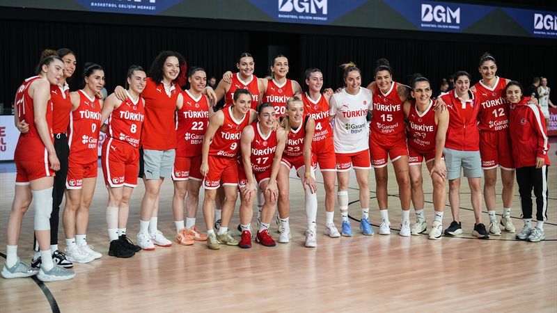 A Milli Kadın Basketbol Takımı, Almanya'ya gitti