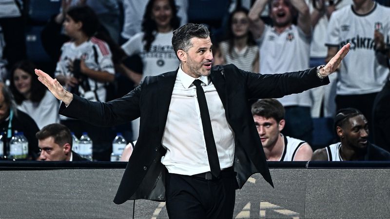 Beşiktaş, başantrenör Dusan Alimpijevic'in sözleşmesini uzattı