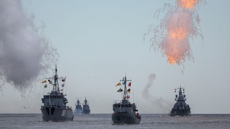 Rusya'da donanma güçlendiriliyor: Putin, okyanuslarda liderlik istiyor