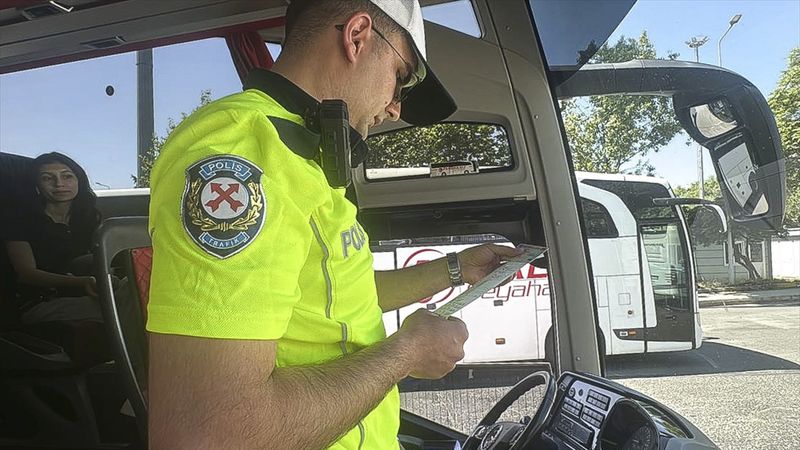 Büyük İstanbul Otogarı'nda bayram denetimi