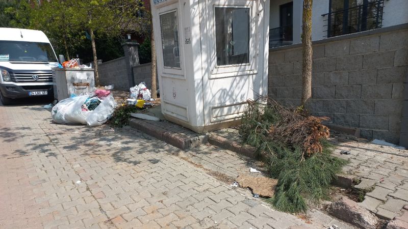 İstanbul çöp dağlarında İzmir'e benzemeye başladı