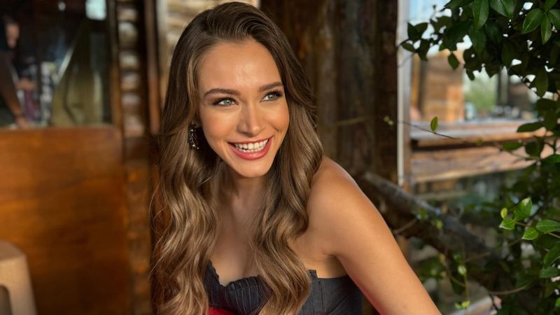 Miray Daner sevgilisiyle sahilde poz verdi! Aşk karelerine yorum yağdı