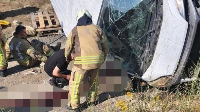 İstanbul Çatalca'da takla atan minibüsün sürücüsü öldü