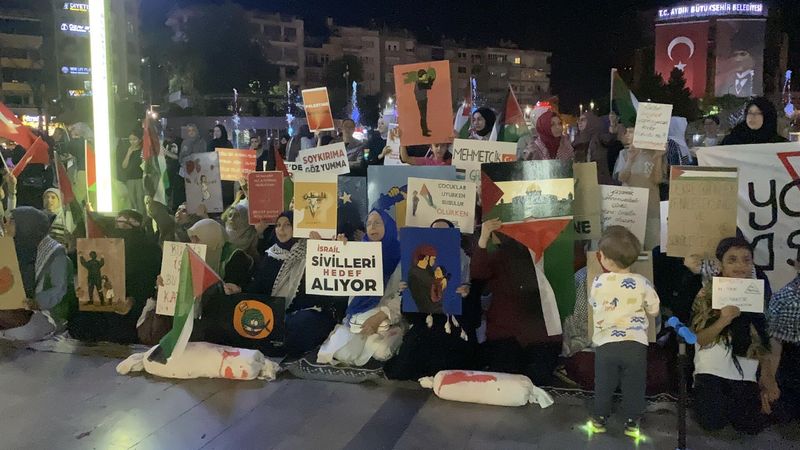 Aydın'da Filistin için oturma eylemi