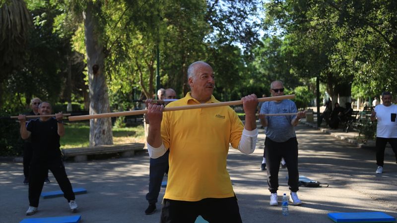 Halep’te umuda sporla tutunuyorlar