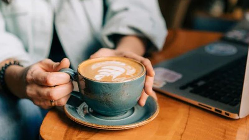 Kahve zinciri dünyayı gezecek eleman arıyor: 5 milyon TL maaş ödenecek