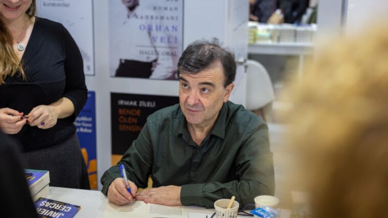Javier Cercas, Bağımsızlık romanıyla evrensel bir anlatı sunuyor