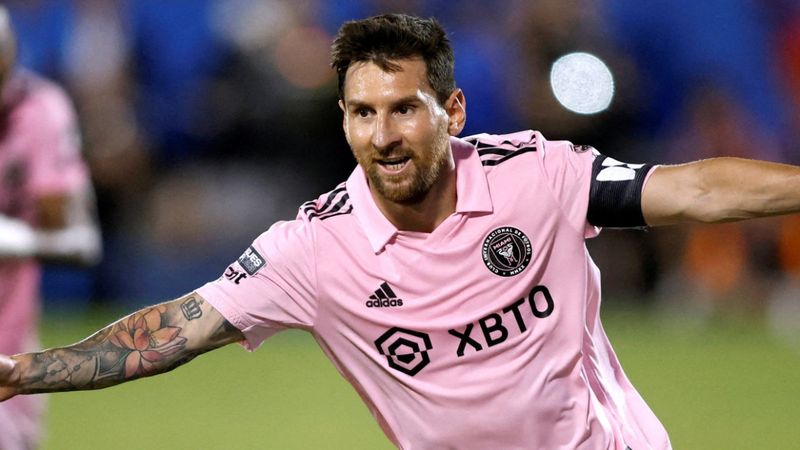 Futbolseverler müjde! Lionel Messi'nin maçı şifresiz yayınlanacak