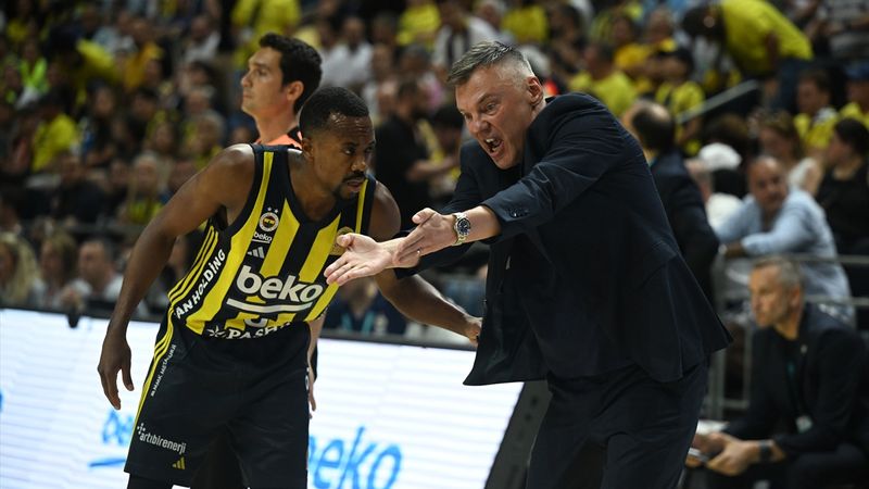TBF Disiplin Kurulu'ndan Fenerbahçe'ye 210 bin lira para cezası