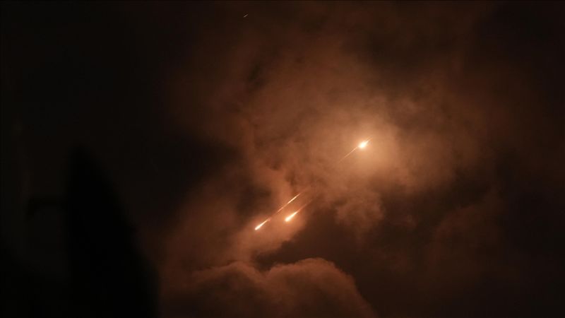 İsrail İran'dan fırlatılan 480'den fazla İHA'yı önlediğini ileri sürdü