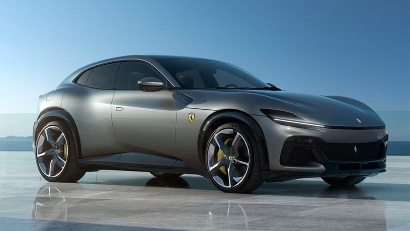 Ferrari, ikinci elektrikli otomobilini 2028'e erteledi
