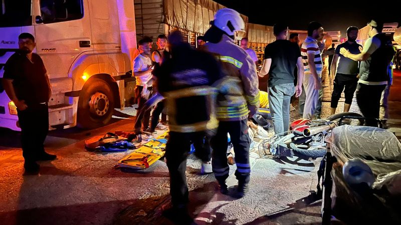 Mardin'de tır ile çarpışan motosikletteki 1 kişi öldü