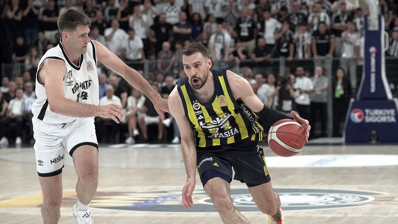 Beşiktaş'ı deplasmanda yenen Fenerbahçe, potada şampiyonluğa çok yakın