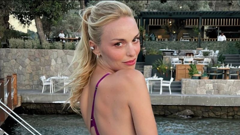 Nilperi Şahinkaya - Fırat Çelik kavgası! Masadaki bardakları fırlattı