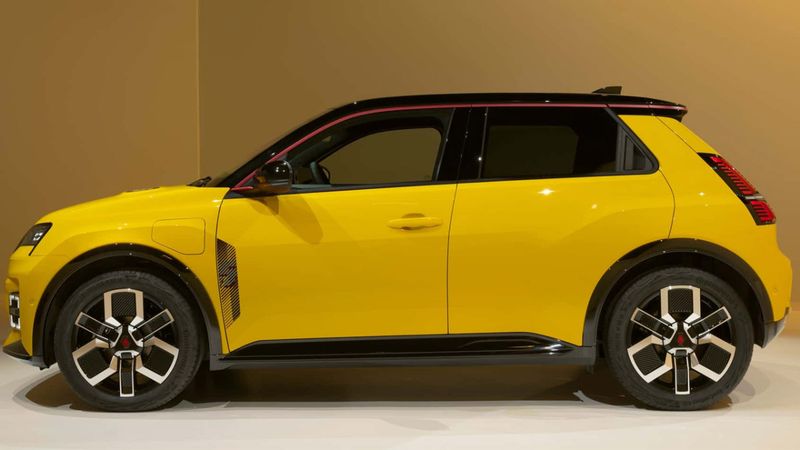 Elektrikli Renault R5 E-Tech, Türkiye'de satışa çıktı: İşte fiyatı