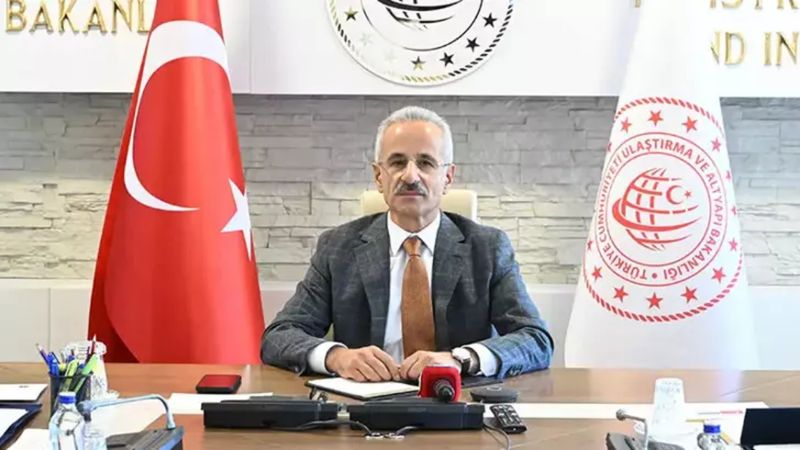 Abdulkadir Uraloğlu, hava sahasındaki son duruma ilişkin bilgilendirdi