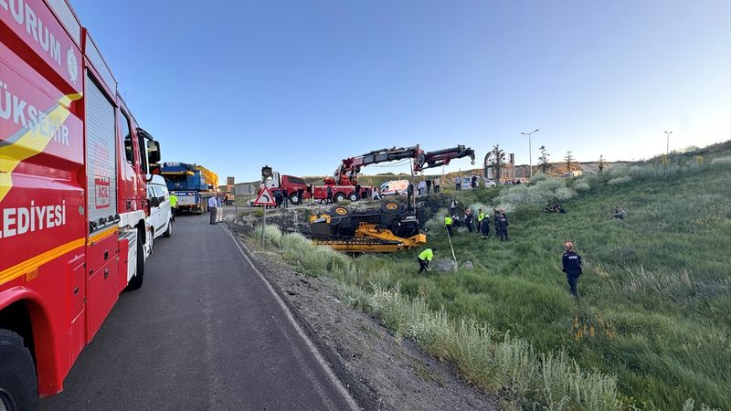 Erzurum'da devrilen vincin altında kalan operatör öldü