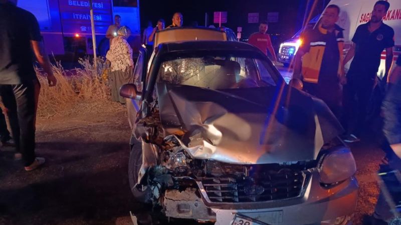 Erciş-Adilcevaz yolunda kaza: 9 yaralı