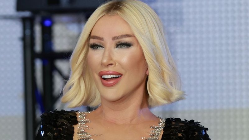 Seda Sayan'ın romantik aşk tatili! Eşi Çağlar Ötken ile kareler yayınladı