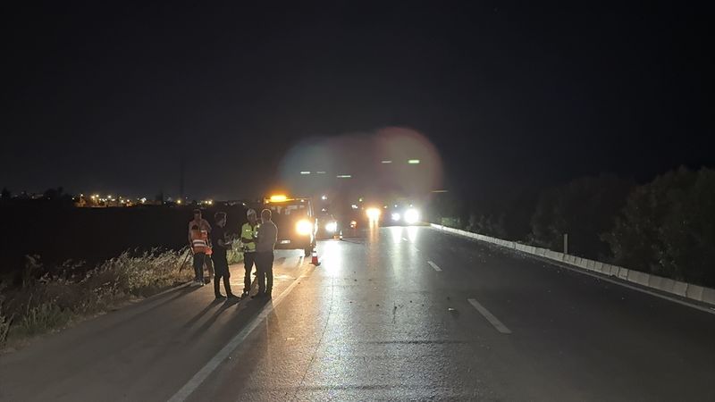 Adana'da zincirleme trafik kazasında 2 kişi yaralandı