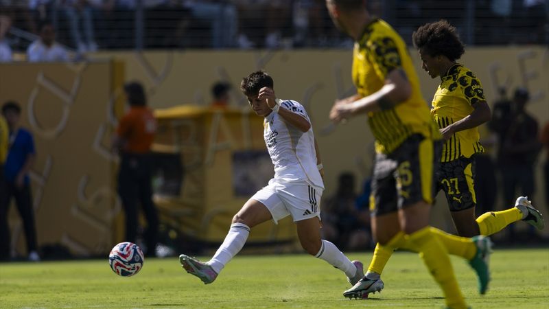 Borussia Dortmund'u yenen Real Madrid yarı finale yükseldi