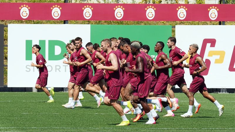 Galatasaray yeni sezon hazırlıklarını sürdürüyor